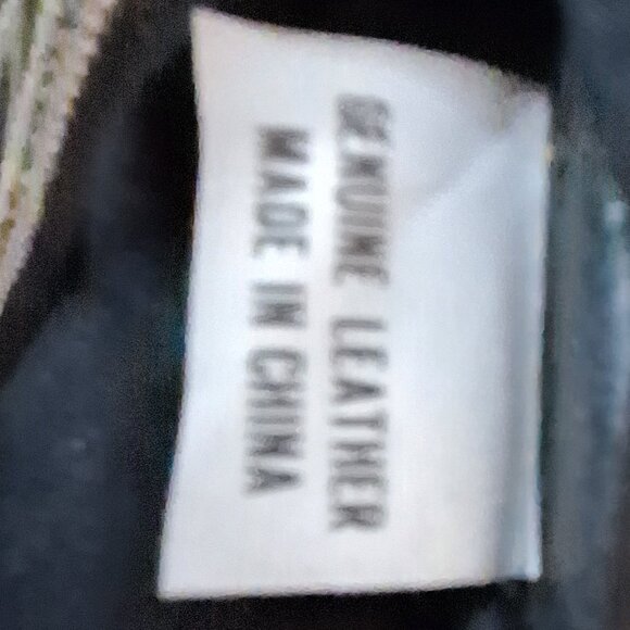 Genuine Leather Fanny Pack - Picture 6 of 7